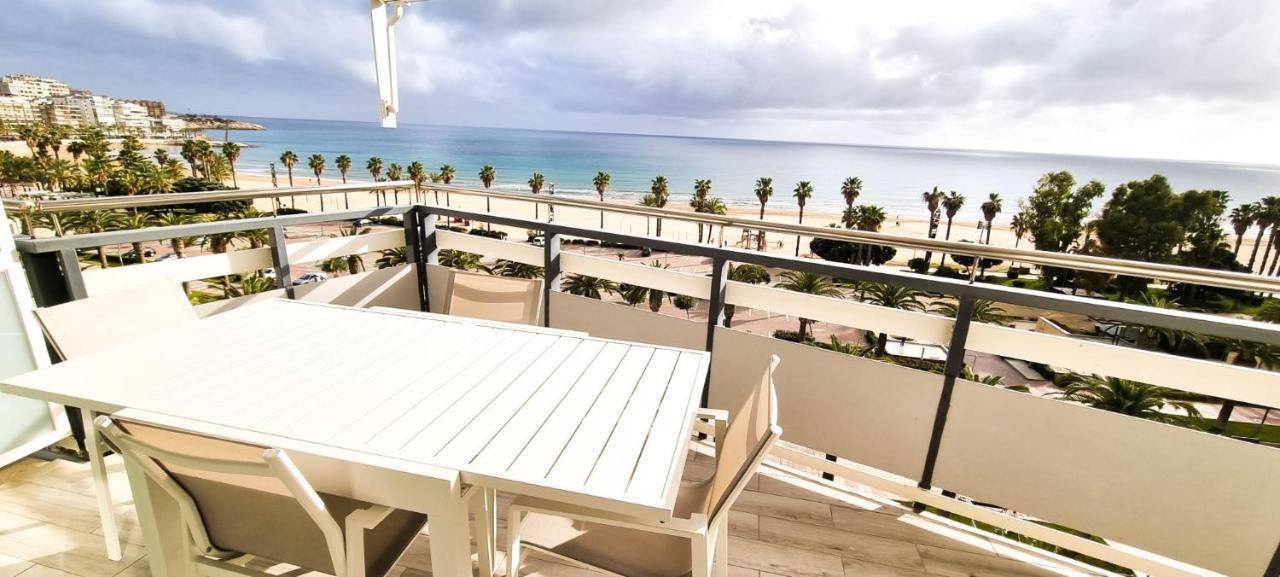 Fantastic Sea View On The Beach サロウ エクステリア 写真